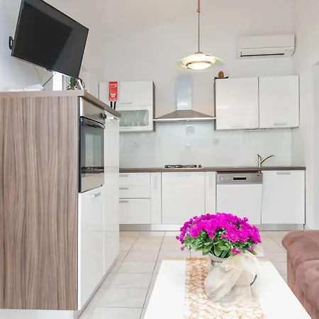 Glorija Appartement *