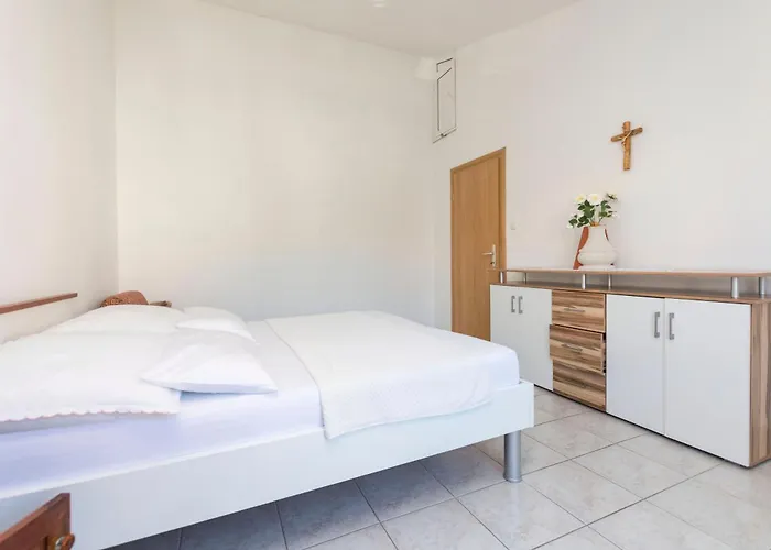 Glorija * Rogoznica (Sibenik-Knin)